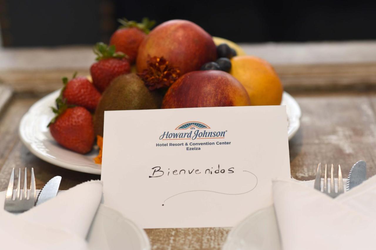 Howard Johnson Resort & Convention Center Эсейса Экстерьер фото